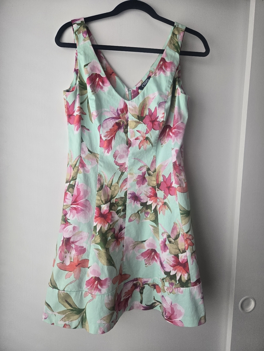 Chaps Mint Floral V-Neck Dress with Pink and Coral Flowers .Size 14 Petite